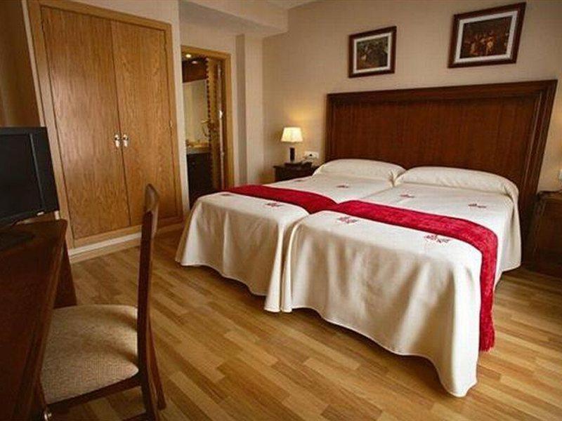 Hotel Arcco Ubeda Extérieur photo